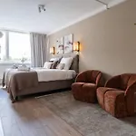 Cozy Student Steps From Ferienhaus *